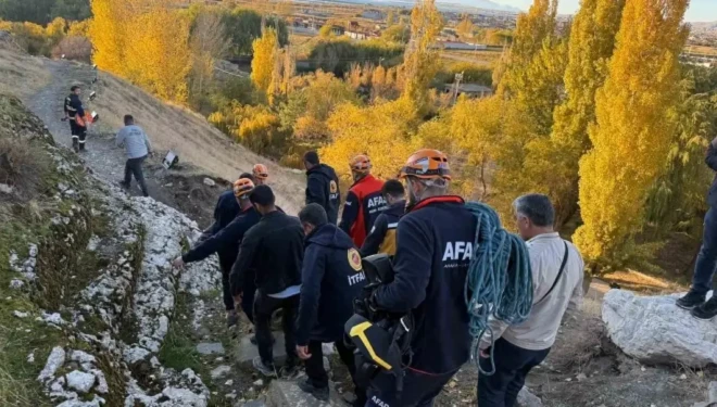 Van Kalesi’nden düşen kişi ağır yaralandı