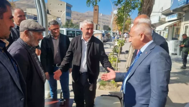 MHP Van İl Başkanı Salih Güngöralp, Muradiye İlçe esnaflarını ziyaret etti 