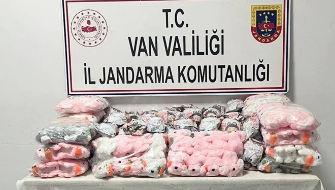 Başkale'de ilçesinde kaçak eşya operasyonu