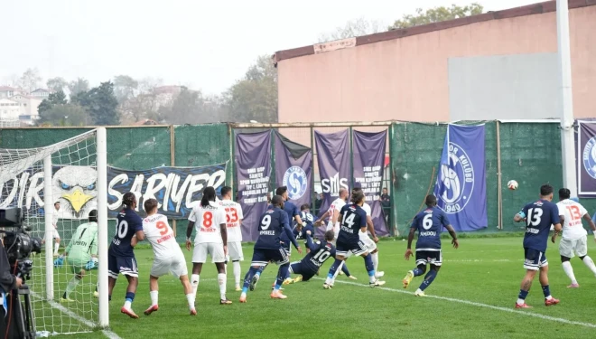 Vanspor Sarıyer'e boyun eğdi: Sahada oyuncu vardı, ruh yoktu!
