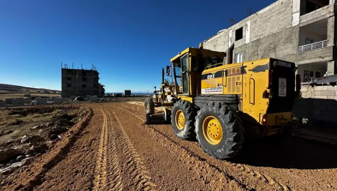 Edremit'te Yol Yapım Çalışmaları Hızla Devam Ediyor