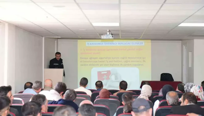 Servis şoförleri ve rehber personellere eğitim verildi