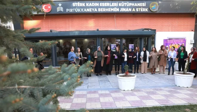 İpekyolu Belediyesi Stêrk Kadın Eserleri Kütüphanesinin Açılışını Yaptı