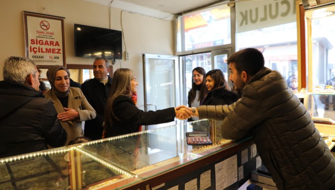 Eşbaşkan Şedal’dan Özalp esnafına ziyaret