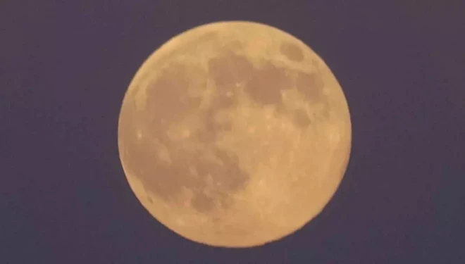 Van semalarında yılın son dolunayı görsel şölen sundu