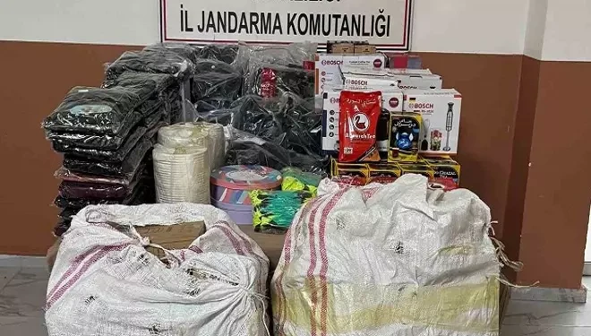 Başkale’de gümrük kaçağı malzeme ele geçirildi