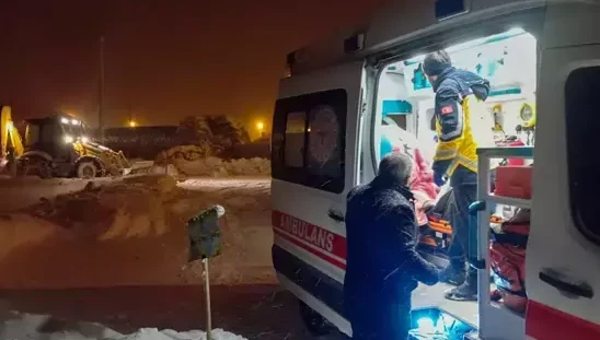 Yolu kapalı mezrada rahatsızlanan KOAH hastası...