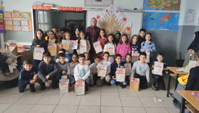 Erciş’te öğrencilerin karne sevinci