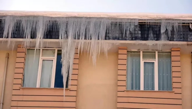 Erciş'te dondurucu soğuk etkili oluyor