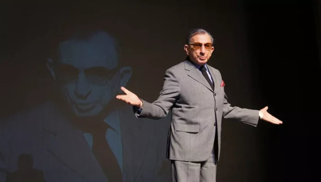 Türk tiyatrosunun usta ismi Haldun Dormen yaşamını yitirdi