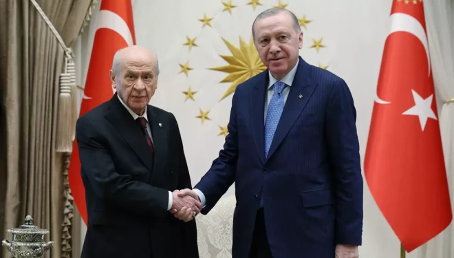 Cumhurbaşkanı Erdoğan, Devlet Bahçeli ile bir araya geldi