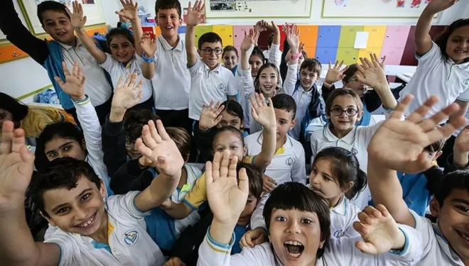 15 tatil ne zaman bitiyor? Okullar ne zaman açılıyor?