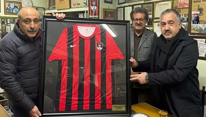 Van İl Emniyet Müdürü Mutlu'dan Dolayı ustaya anlamlı ziyaret