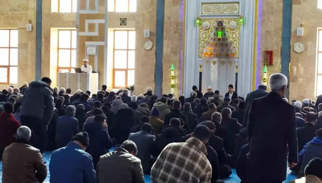 Çaldıran’da deprem şehitleri