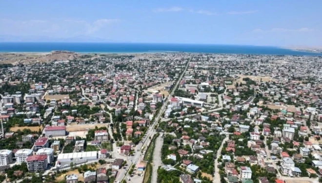 Van’da çocuk ve genç nüfus azalırken 51 yaş üstü nüfus arttı