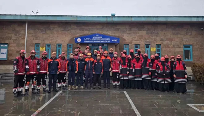 Van’da gönüllü ekip AFAD akreditasyonunu başarıyla aldı