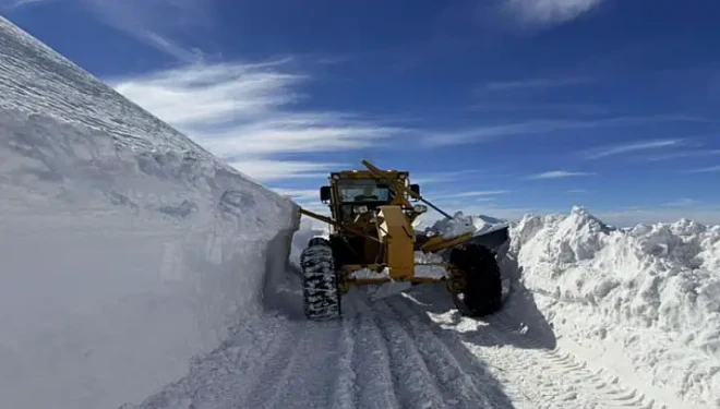 Van’da 68 yerleşim yerinin yolu ulaşıma kapandı