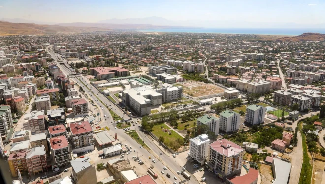 Başkan Özdek; Van’da konut stokları hızla eriyor