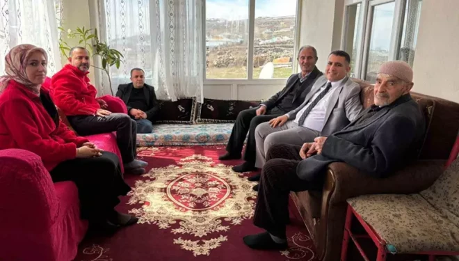 Kızılay’dan yalnız yaşayan yaşlılara bayram ziyareti