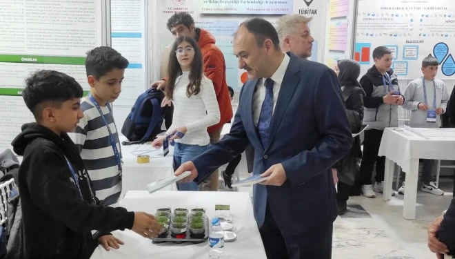 Van’da TÜBİTAK 2204-B bölge finali sergisi açıldı