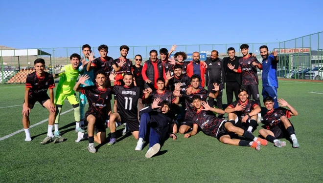 Vanspor altyapısı Fahri Hocayla başarıdan başarıya koşuyor