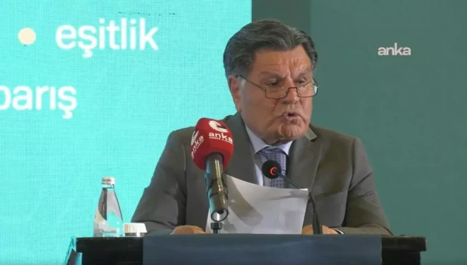 Eski AYM Başkanı Haşim Kılıç: Toplum ifade özgürlüğü yerine susmayı tercih ediyor