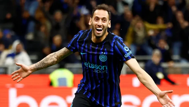 Çalhanoğlu Inter'i İtalya Kupası'nda finale taşıdı!