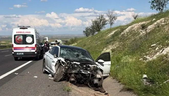 Şanlıurfa'da zincirleme kaza: 3 ölü, 5 yaralı