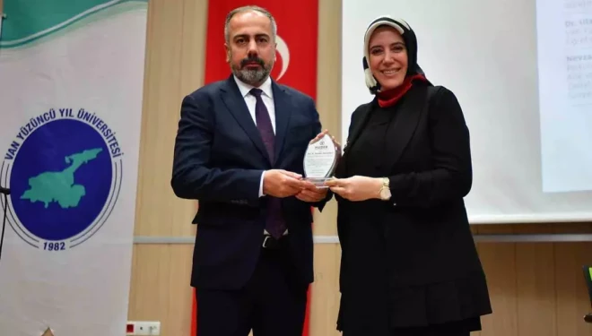 Van YYÜ’de "Sanal Bahis Felaketine Karşı Seferberlik Paneli" düzenlendi