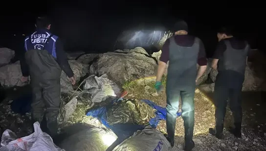 Van'da kaçak avlanan bir ton