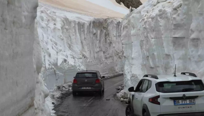 Bahçesaray yolu fiziki olarak açıldı
