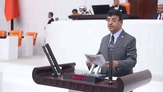Türkmenoğlu: "Aziz milletimizi Van'ın kültür iklimini yaşamaya davet ediyorum"
