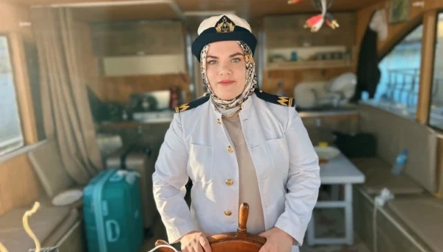 Van Gölü’nün ilk kadın kaptanı