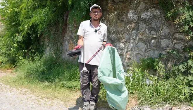 3,5 milyon lira değerinde altın olan çantayı bulup polise teslim etti