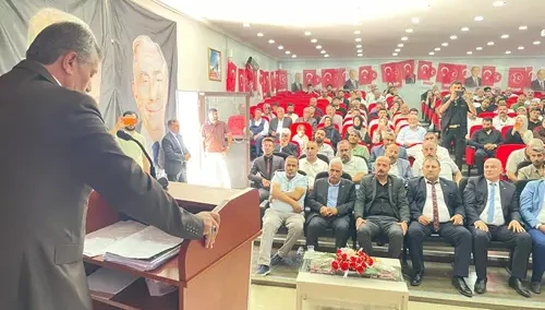 MHP Tuşba ilçe kongresi
