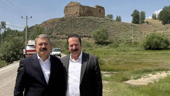 VAN TSO Başkanı Takva’dan tarihi kilise önünden çağrı