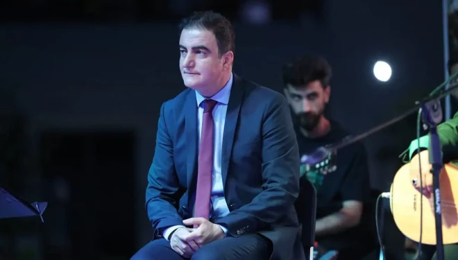 Vanlı sanatçı Hüsamettin Bucak'tan