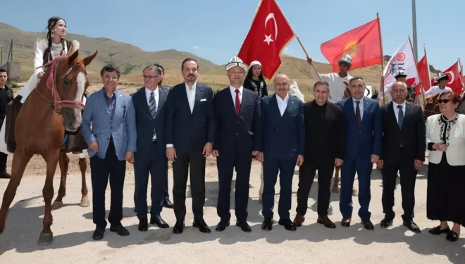 Erciş’te "12. Ulupamir Kültür Şöleni"