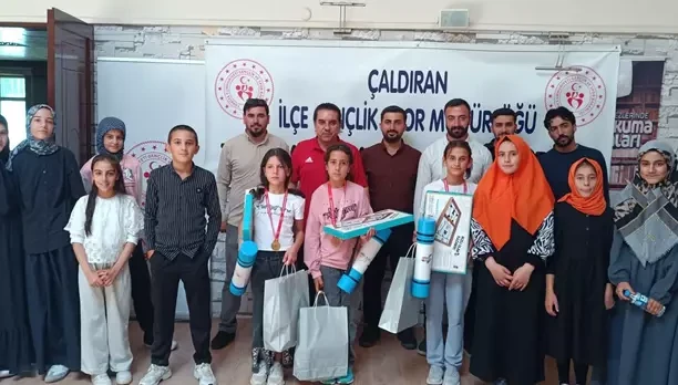 Çaldıran’da yaz Kur’an kursu öğrencileri