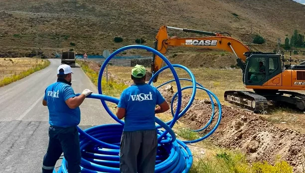 VASKİ'den Muradiye'de 2 bin 500 metrelik içme suyu hattı
