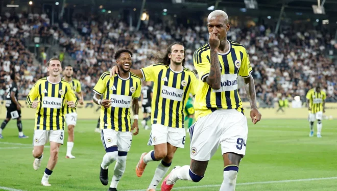 Fenerbahçe UEFA Şampiyonlar Ligi'nde adını play-off'a yazdırdı