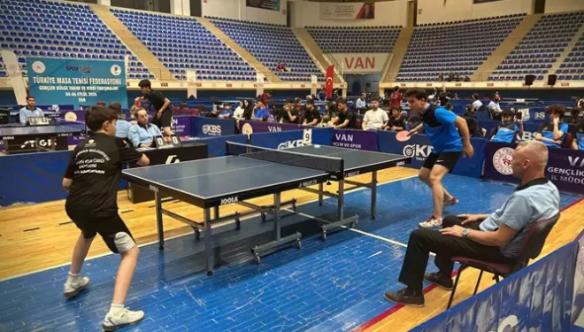 Van’da 20 ilin katılımıyla masa tenisi heyecanı