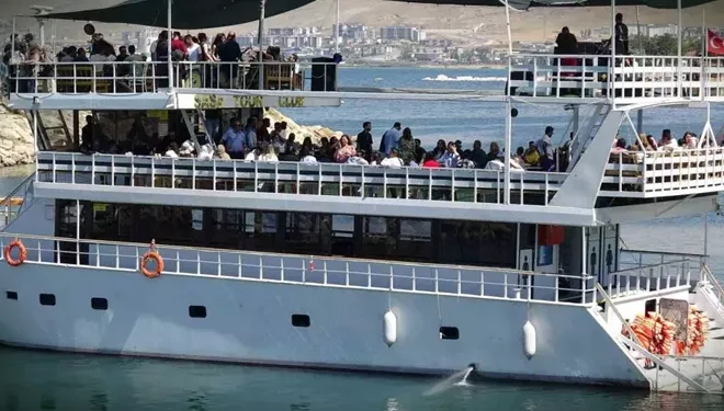 Savaşa rağmen İranlı turistlerin
