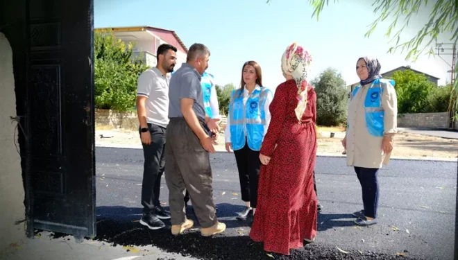 Eşbaşkanlar asfalt çalışmalarını yerinde inceledi