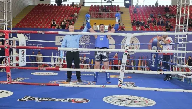 Vanlı sporcu Furkan Bilici altın madalya kazandı
