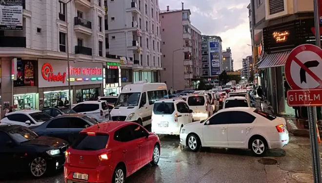 Van’da trafik ve otopark sorunu çözüm bekliyor