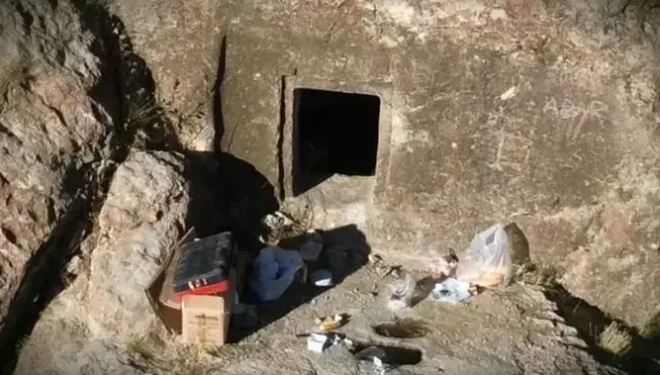 Van’da kaya mezarında kaçak kazı yapan