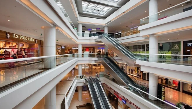 Van Mall AVM’deki mağazalar satışa çıkarıldı!