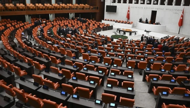 Fon teklifi TBMM'den geçerek yasalaştı