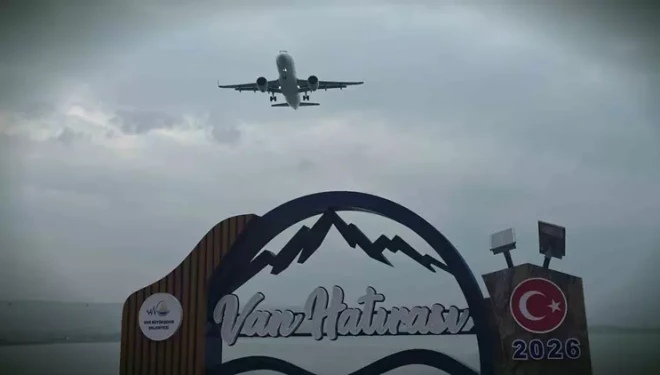 Van’da yağmurla birlikte sis etkili oldu